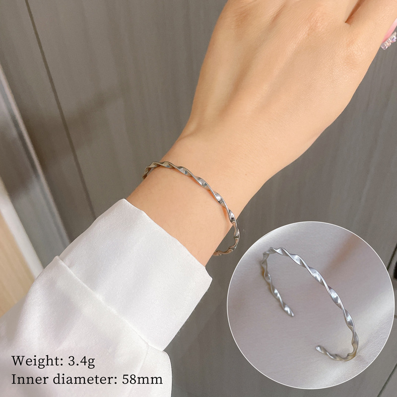 Bracelet -T506